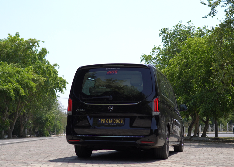 Mercedes Benz V-Class 300d Avantgarde Extra LWB